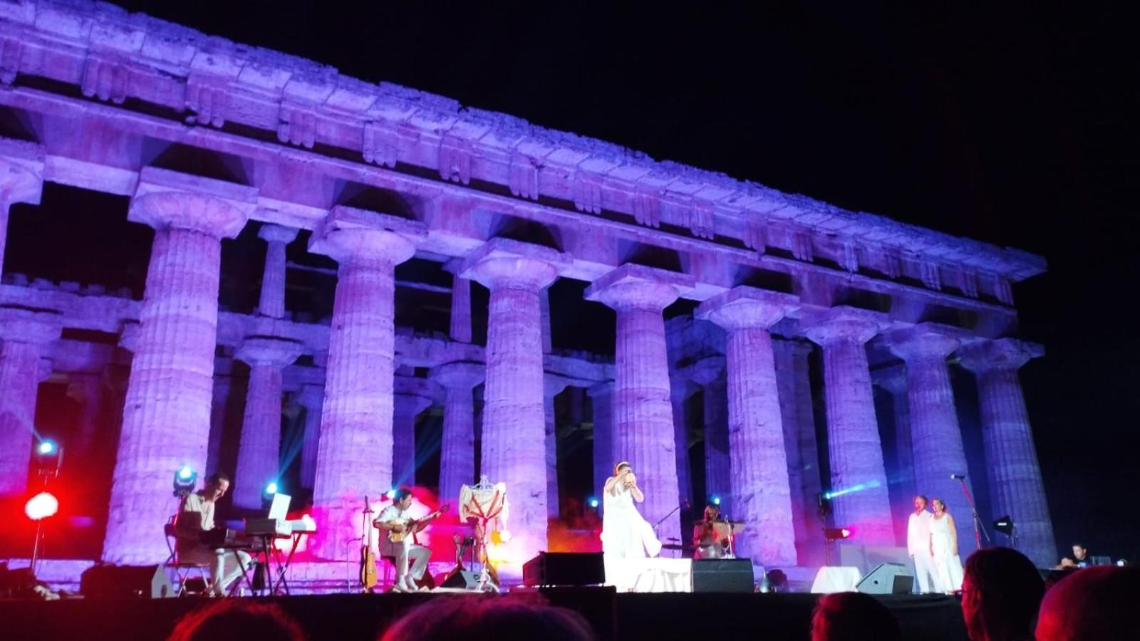 Chiaro Di Luna - Appartamento Luna Crescente Paestum Zewnętrze zdjęcie
